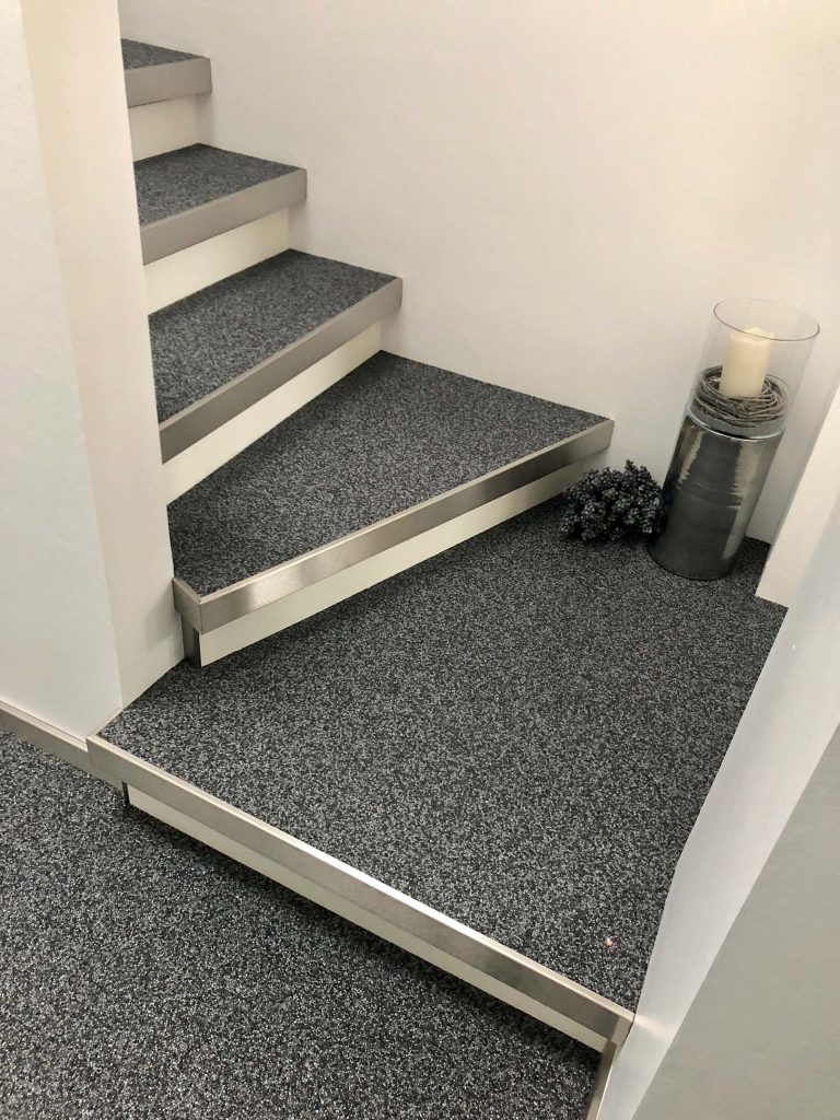 Verschiedene Stufen einer Treppe